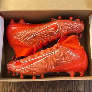 Nike Vapor Untouchable Pro 3 Football Cleats Orange 917165-800 NEW